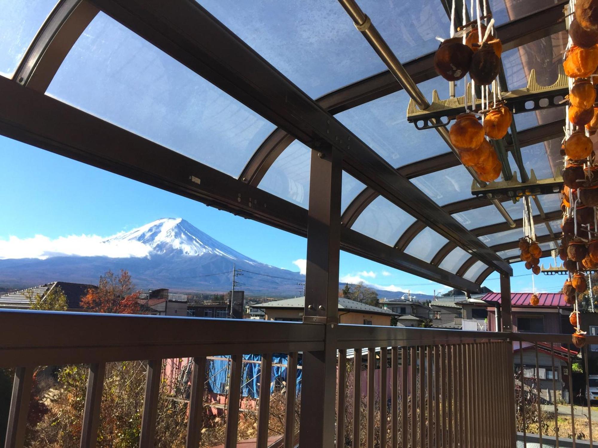 Asahi Guest House Fujiyoshida Exterior photo
