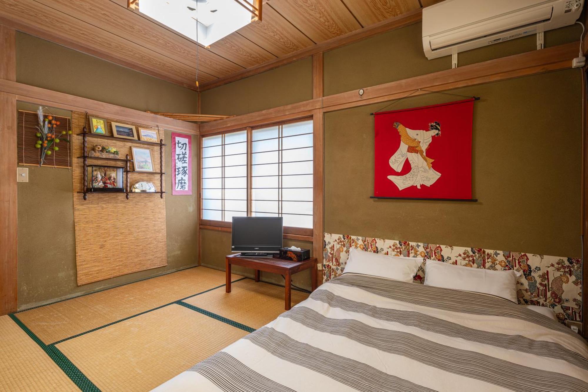 Asahi Guest House Fujiyoshida Exterior photo