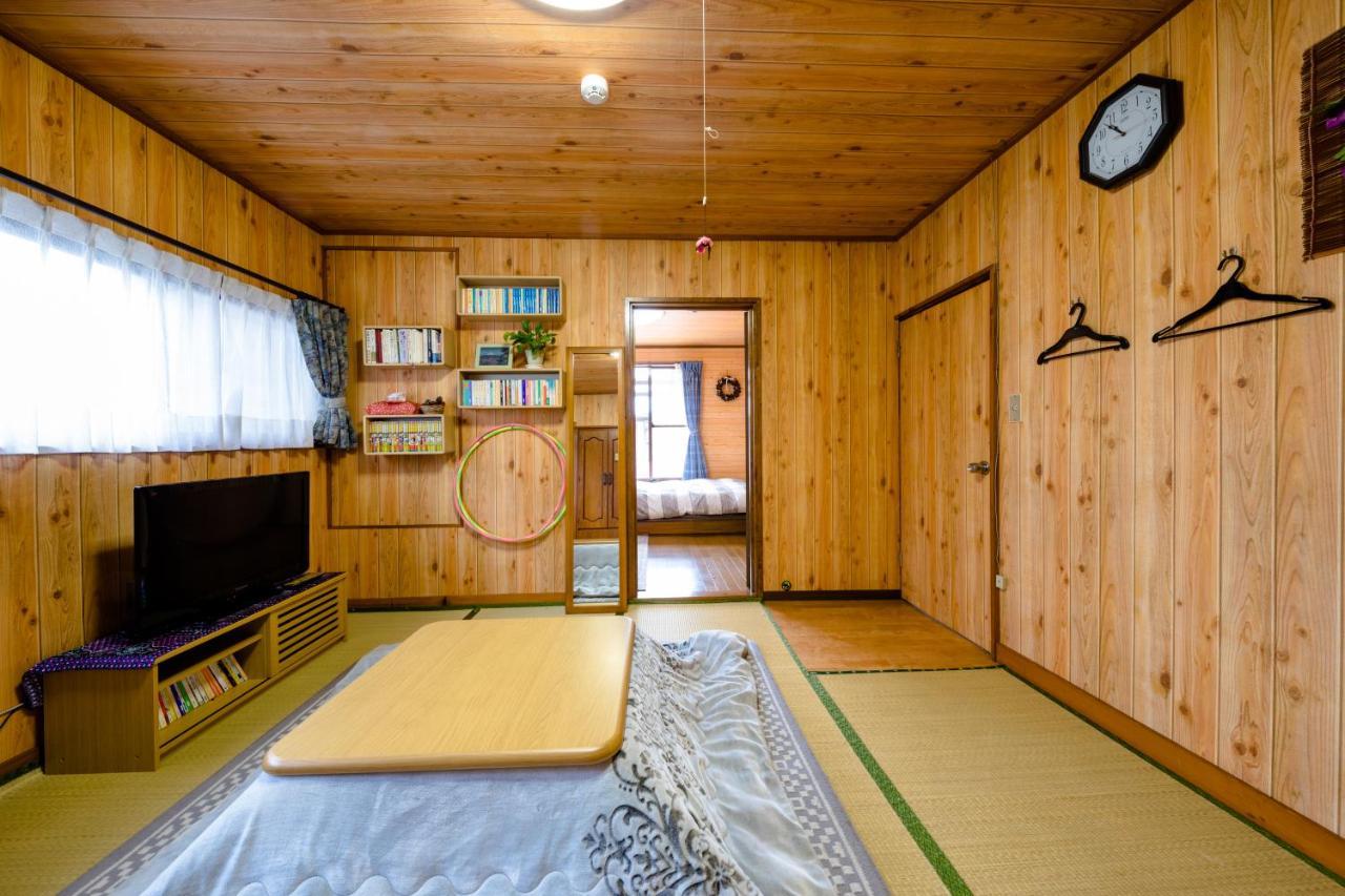 Asahi Guest House Fujiyoshida Exterior photo